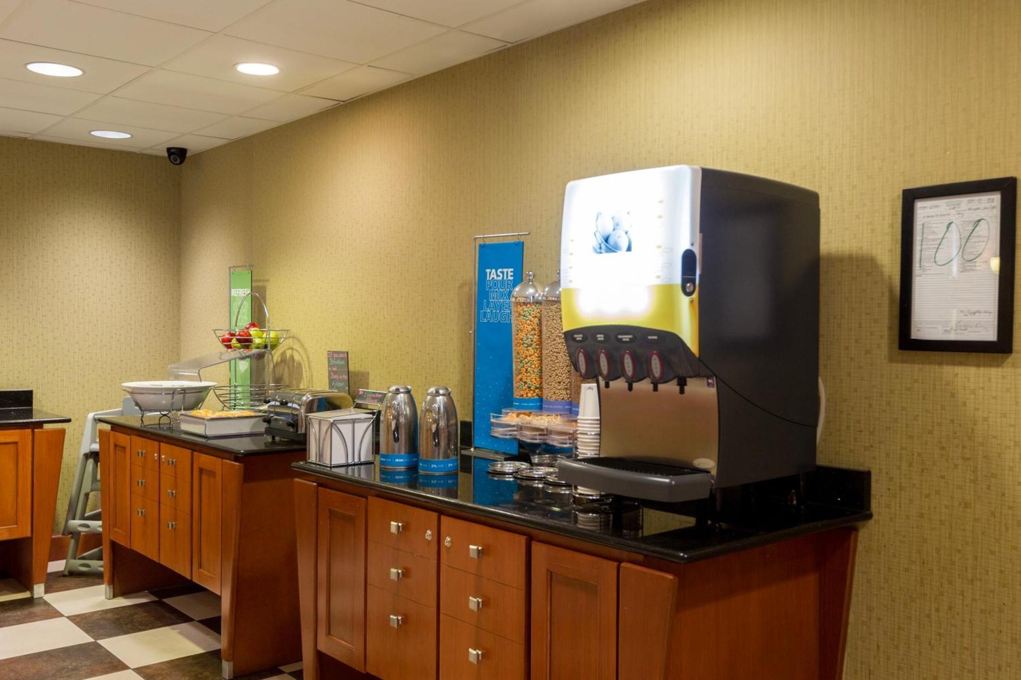 Hampton Inn & Suites Radcliff/Fort Knox Eksteriør billede